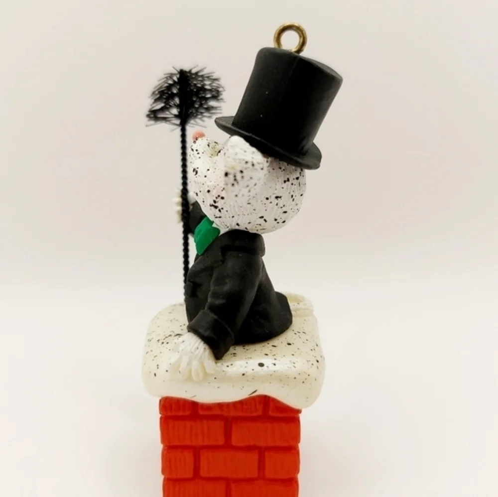 Vintage 1987 Hallmark Collector Ornament Wee‎ Chimney Sweep